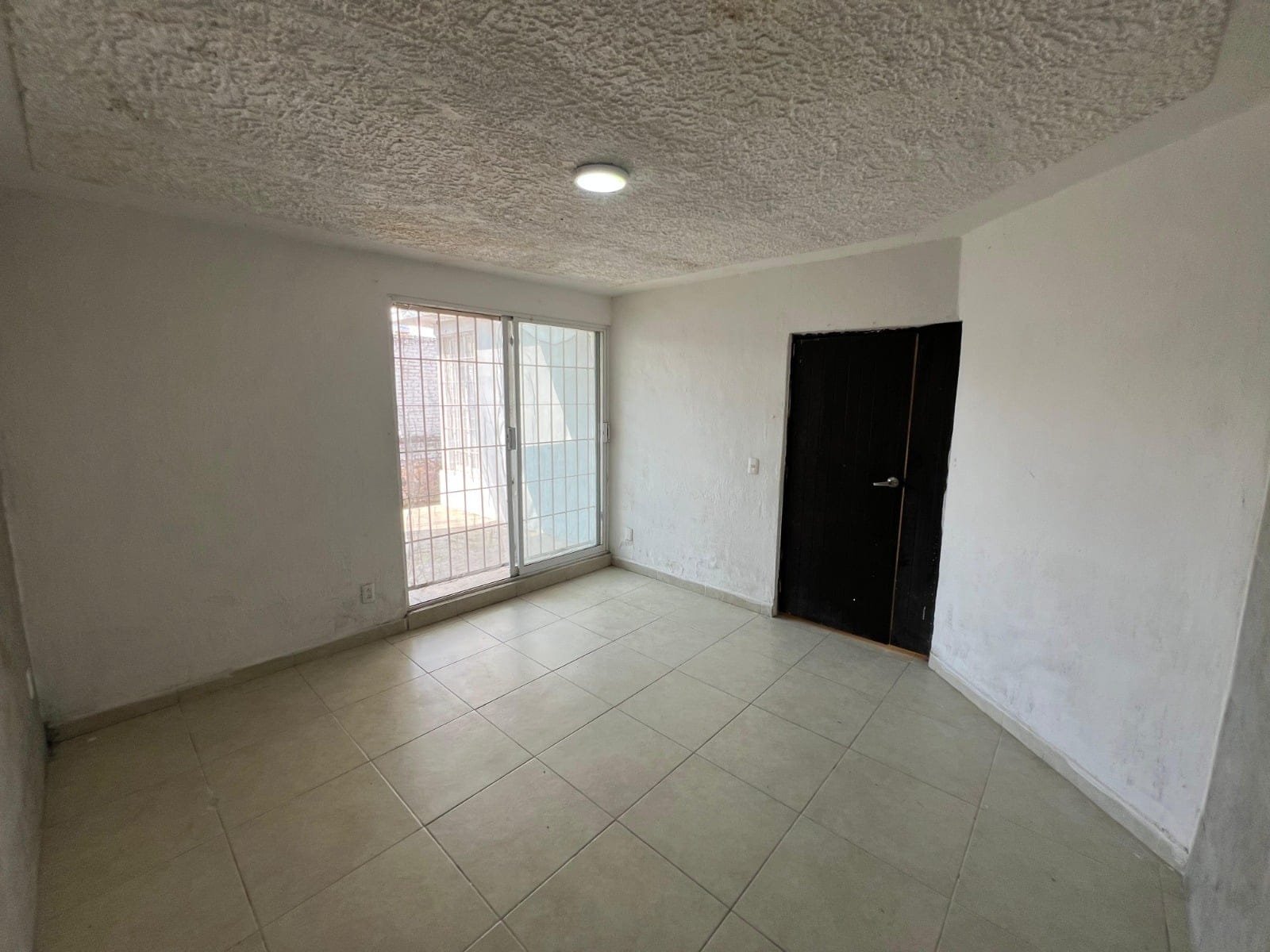 WhatsApp Image 2025-12-10 at 11.53.05 (7)