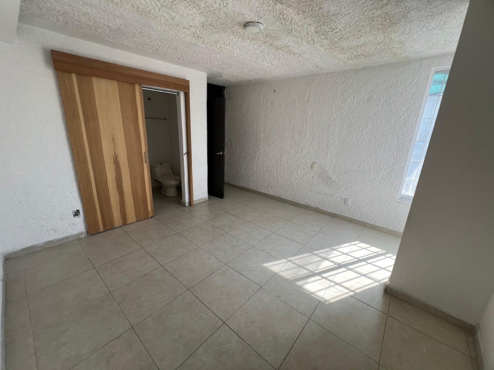 WhatsApp Image 2025-12-10 at 11.53.05 (9)