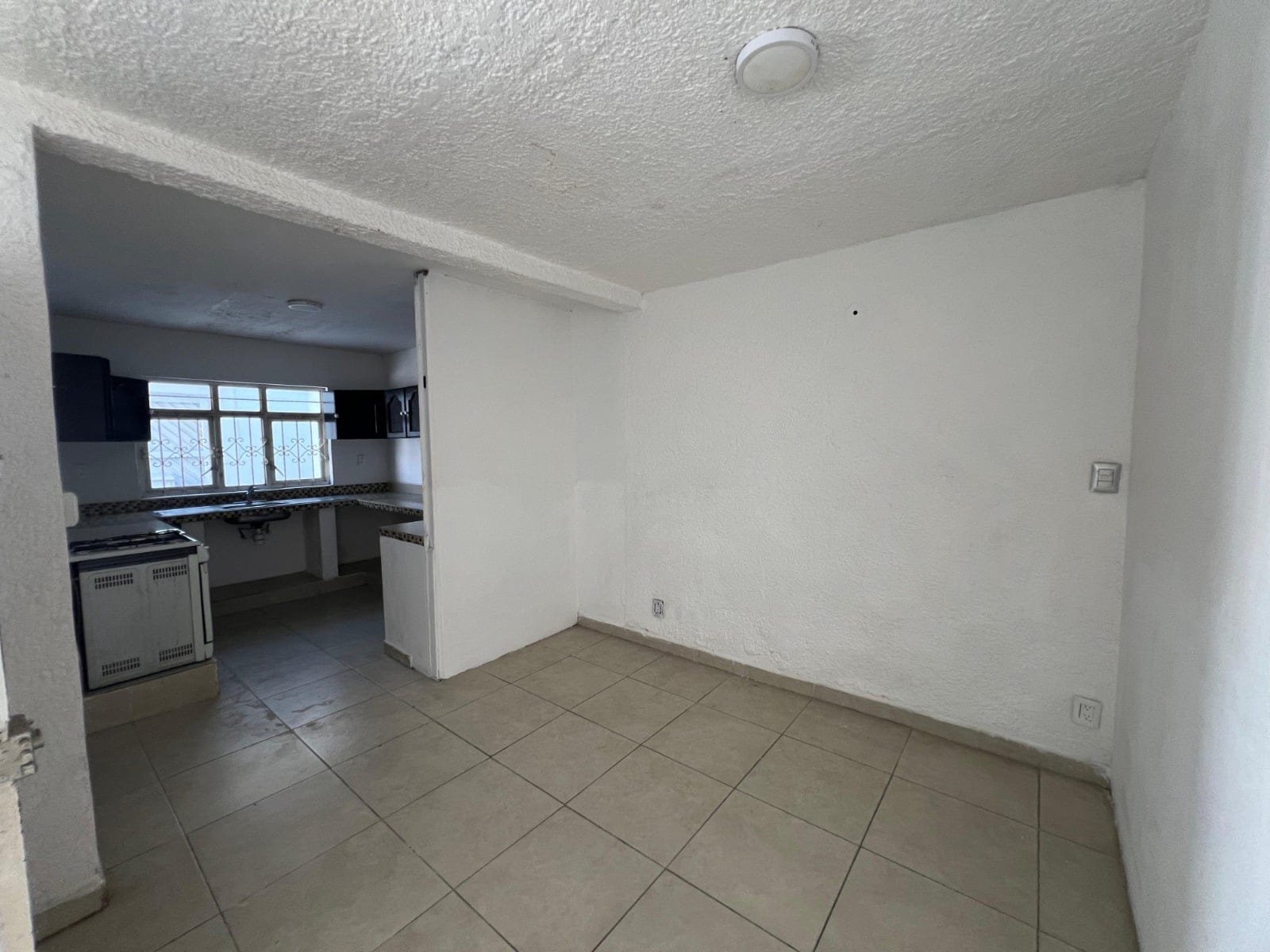 WhatsApp Image 2025-12-10 at 11.53.09 (2)